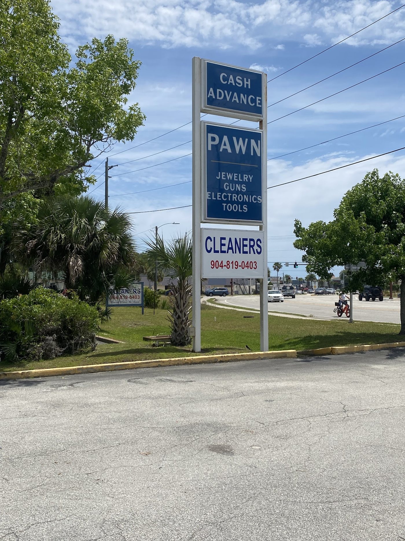 Our Cleaners sign on State Road 207